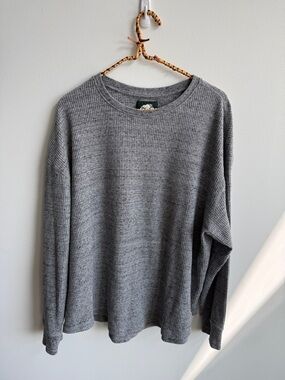 ROOTS long-sleeve waffle knit top features a crew neckline and a relaxed fit
2XL